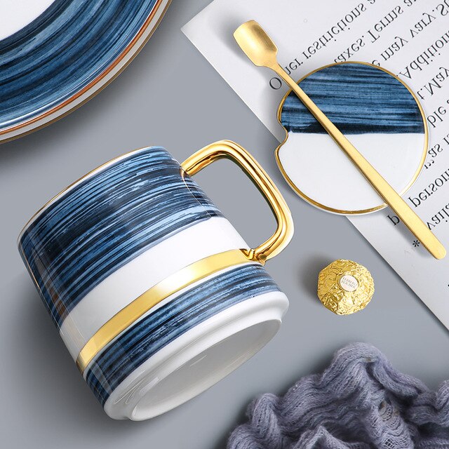 Luxury Porcelain Coffee Cup European Modern Bone China High Tea Cups Luxury Porcelain Coffee Cup European Modern Bone China High Tea Cups Set with Handle Cover Juego De Cafe Home Container LL50CC healthandwealthcoffee